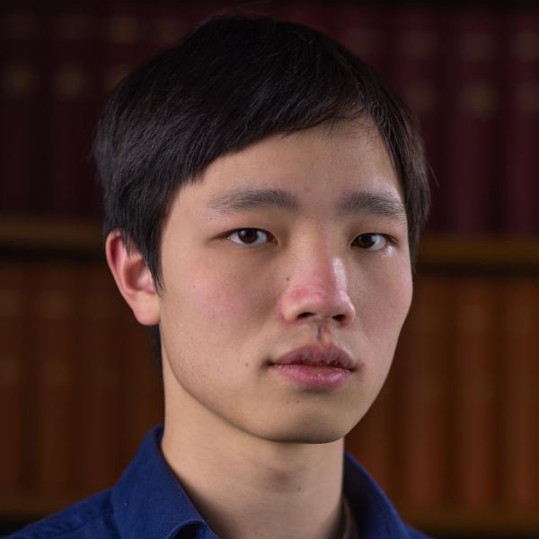 Portrait photo of Yuhao Wang